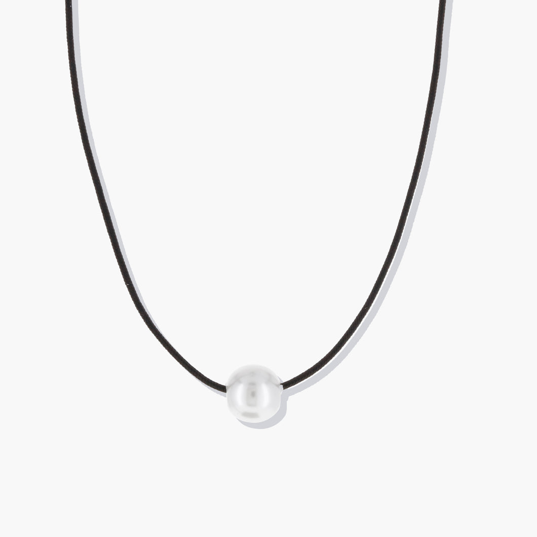 Wanderer Nylon Pearl Necklace Black