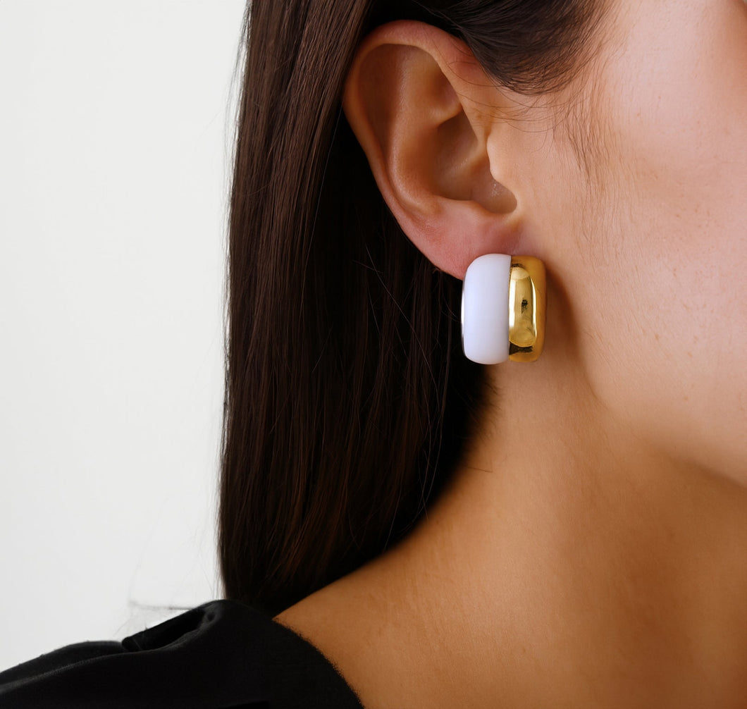 Aristocrat Earrings Gold and White LEYENDAS JACKIE FOREVER CRYSTALS 