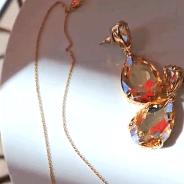 Majestic Drop Earrings Golden Shadow FOREVER ESSENTIALS FOREVER CRYSTALS 